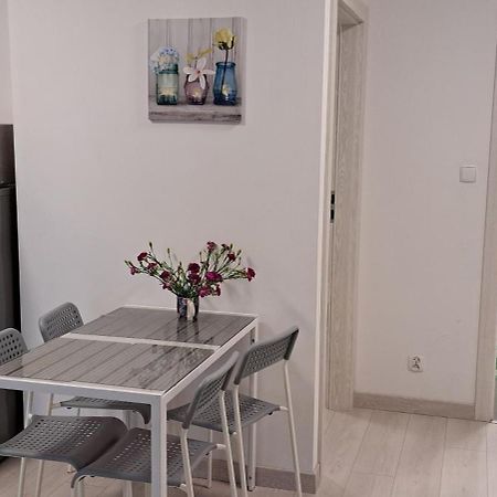 Apartament Mila Z Duzym Tarasem I Miejscem Parkingowym Kolobrzeg Dış mekan fotoğraf